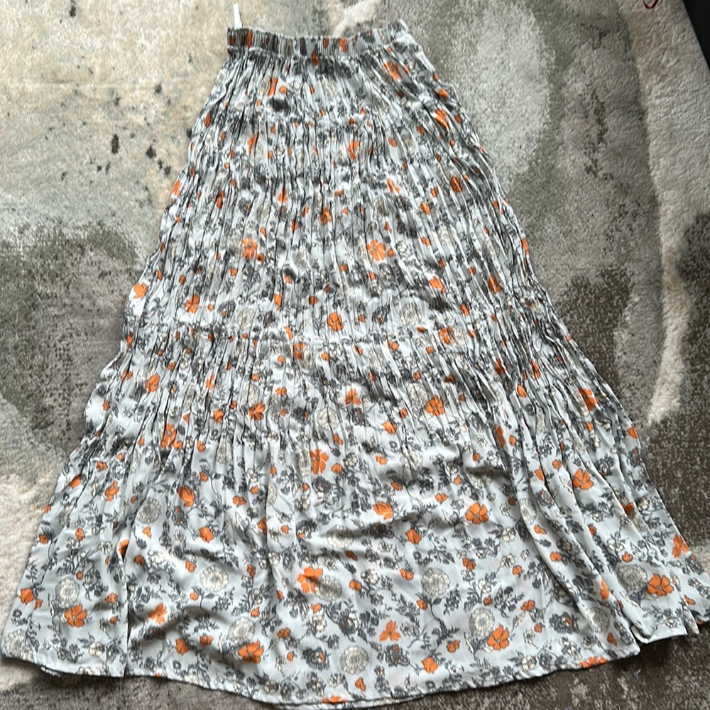 Uniqlo skirt long